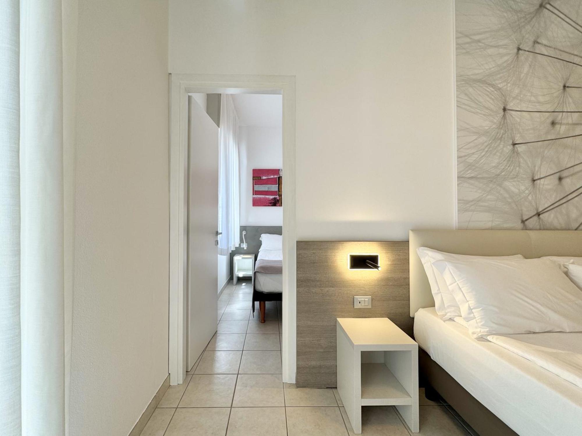 Hotel Lux Caorle Bagian luar foto