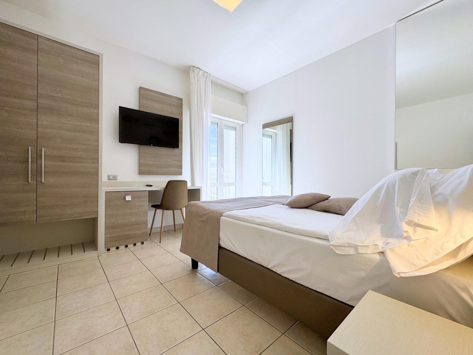 Hotel Lux Caorle Bagian luar foto