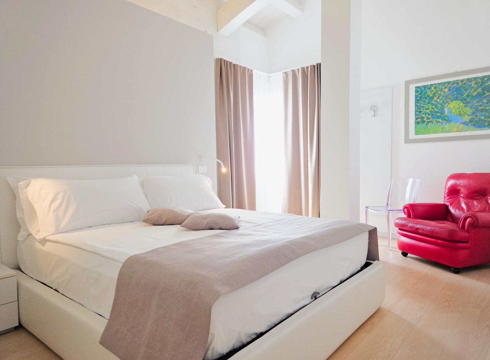Hotel Lux Caorle Bagian luar foto